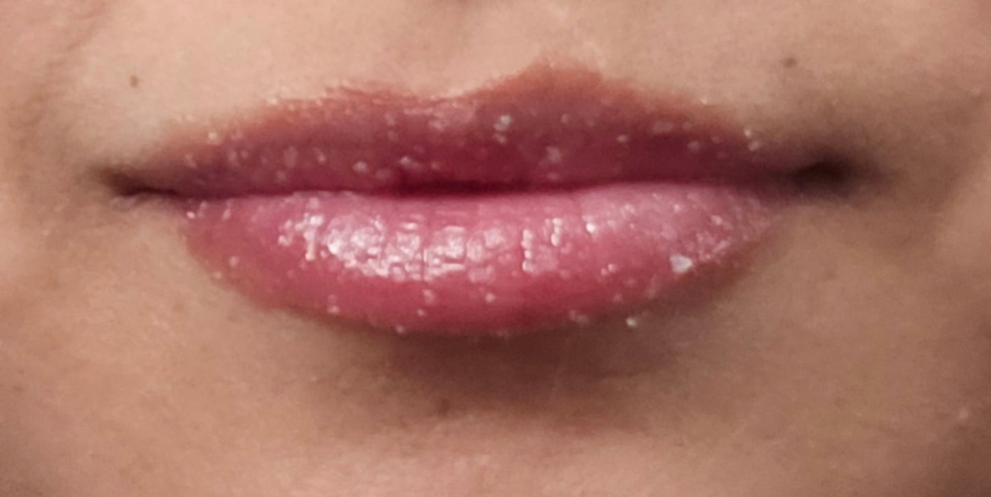 Lip scrub